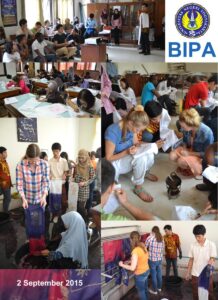 Mahasiswa Internasional UNY Membatik di Hari Batik Nasional
